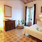 Primavera Hostal