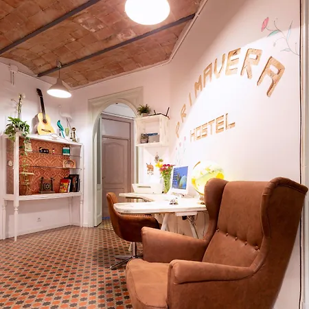 Primavera Hostal