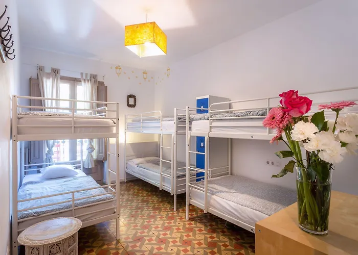 프리마베라 호스텔 *