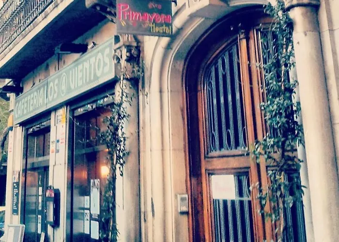 프리마베라 호스텔 *